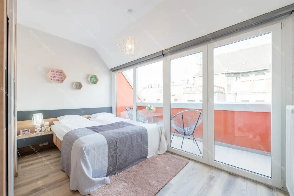 Kiadó albérlet 757000 Ft/hó áron: Budapest, VI. kerület  Csengery utca. Mérete: 104 nm, 5 szobás | Alberlet.hu - 6681737