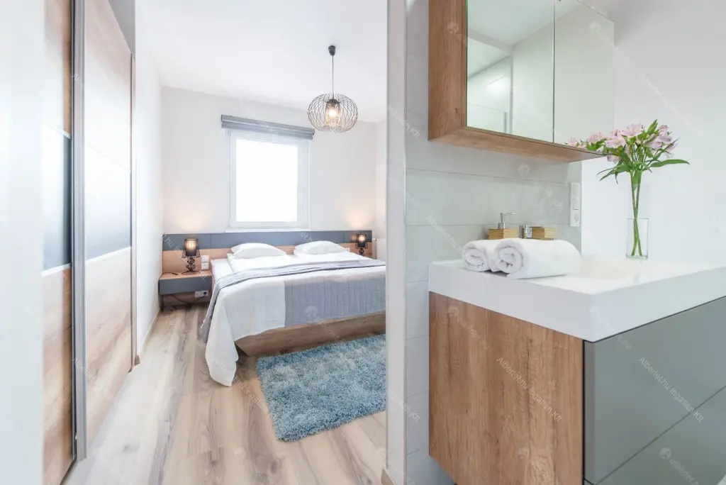 Kiadó albérlet 757000 Ft/hó áron: Budapest, VI. kerület  Csengery utca. Mérete: 104 nm, 5 szobás | Alberlet.hu - 6681746