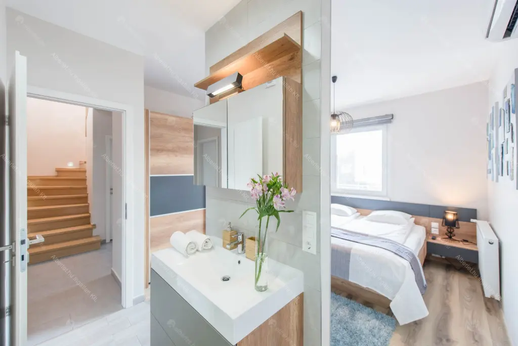 Kiadó albérlet 757000 Ft/hó áron: Budapest, VI. kerület  Csengery utca. Mérete: 104 nm, 5 szobás | Alberlet.hu - 6681748