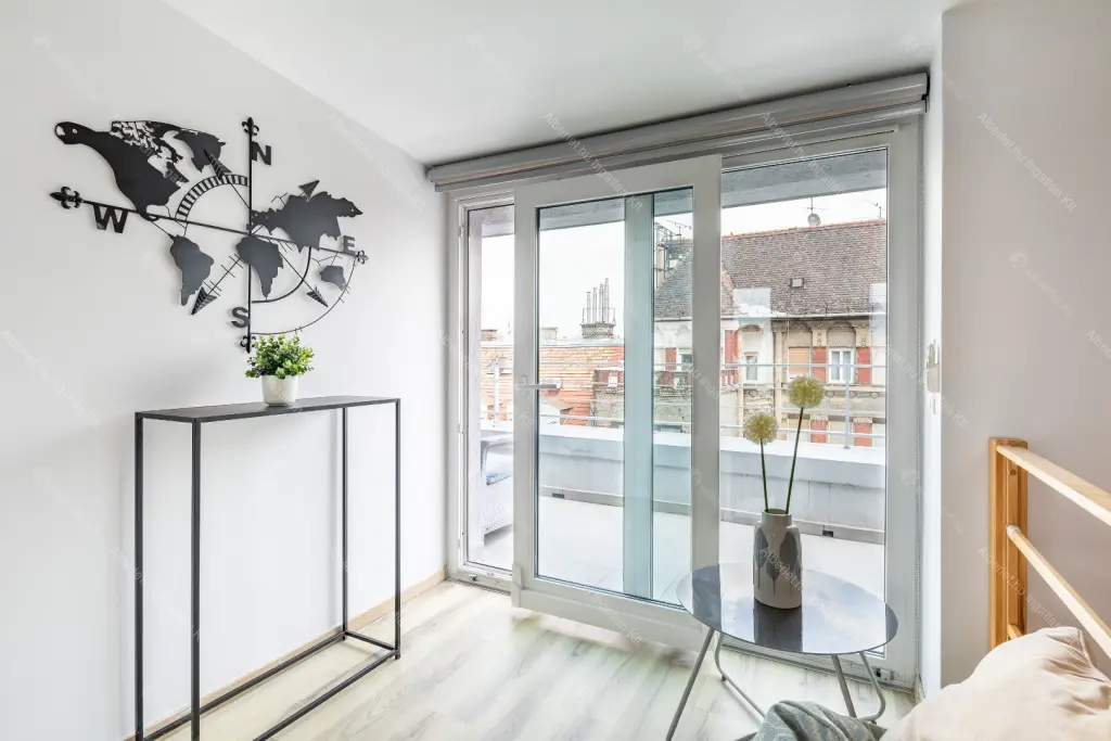 Kiadó albérlet 757000 Ft/hó áron: Budapest, VI. kerület  Csengery utca. Mérete: 104 nm, 5 szobás | Alberlet.hu - 6681762