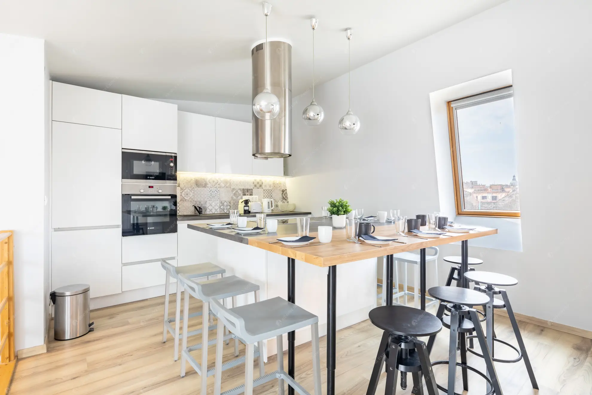 Kiadó albérlet 772000 Ft/hó áron: Budapest, VI. kerület  Csengery utca. Mérete: 105 nm, 5 szobás | Alberlet.hu - 6620516