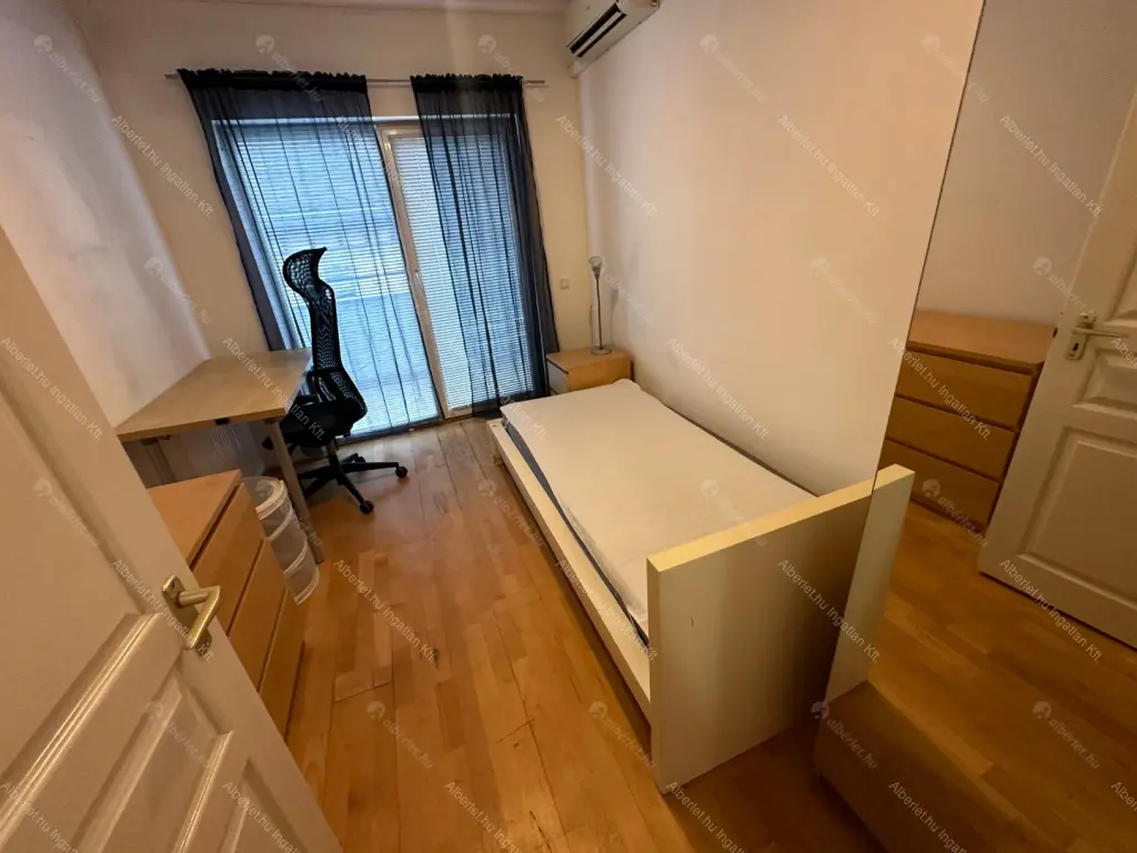 Kiadó albérlet 495000 Ft/hó áron: Budapest, VI. kerület  Csengery utca. Mérete: 105 nm, 4 szobás | Alberlet.hu - 6685102
