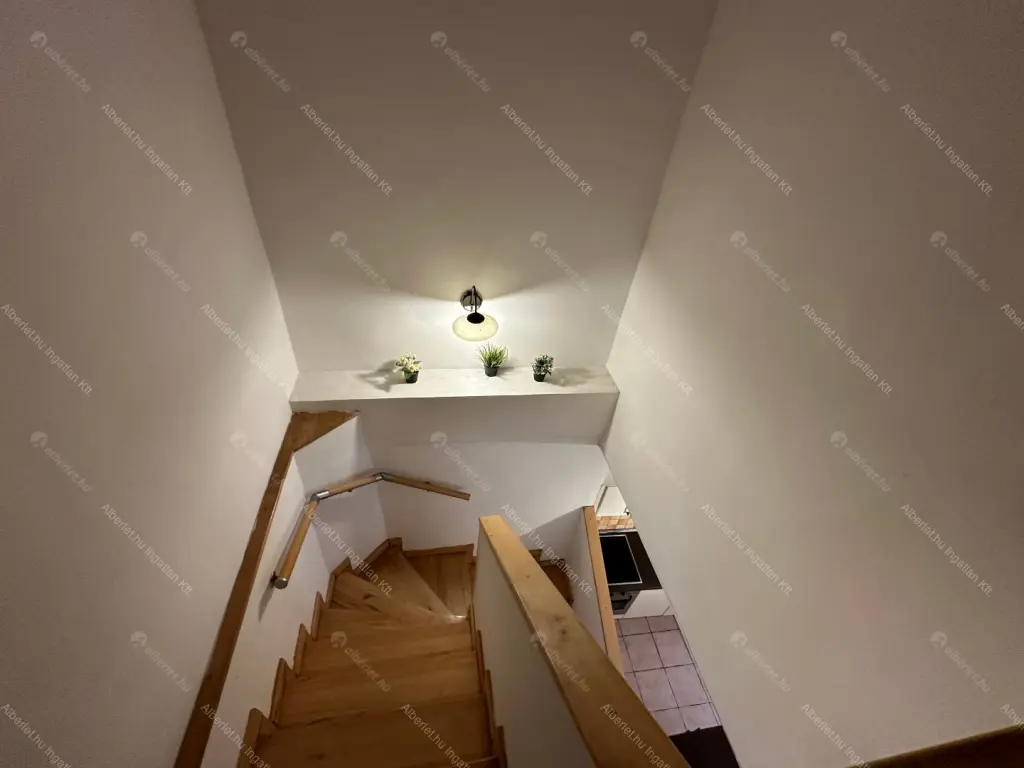 Kiadó albérlet 440000 Ft/hó áron: Budapest, VI. kerület  Csengery utca. Mérete: 105 nm, 4 szobás | Alberlet.hu - 6685515