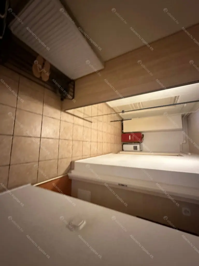 Kiadó albérlet 440000 Ft/hó áron: Budapest, VI. kerület  Csengery utca. Mérete: 105 nm, 4 szobás | Alberlet.hu - 6685518