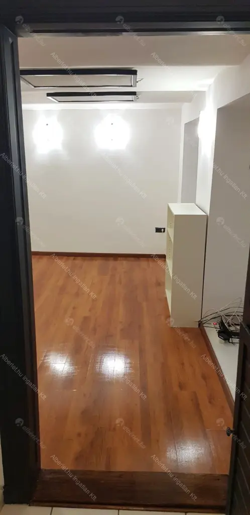 Kiadó albérlet 220000 Ft/hó áron: Budapest, VI. kerület  Csengery utca. Mérete: 35 nm, 1 szobás | Alberlet.hu - 6709397