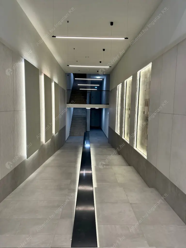 Kiadó albérlet 360000 Ft/hó áron: Budapest, VI. kerület  Csengery utca. Mérete: 42 nm, 2 szobás | Alberlet.hu - 6595640