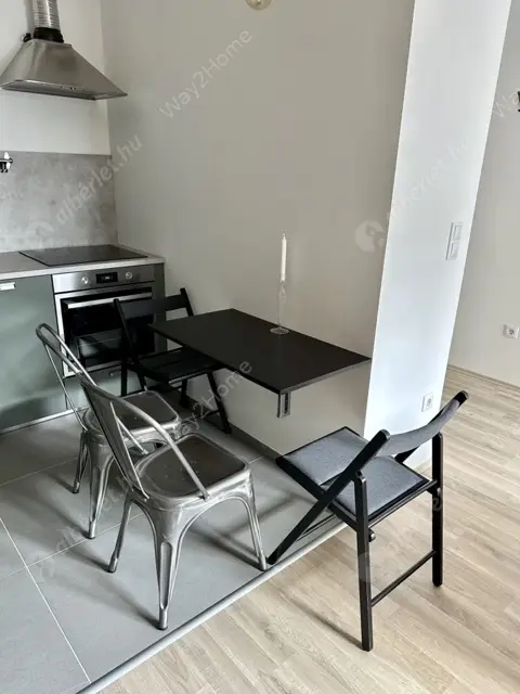 Kiadó albérlet 350000 Ft/hó áron: Budapest, VI. kerület  Csengery utca. Mérete: 42 nm, 1 szobás | Alberlet.hu - 6627977