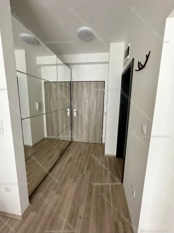 Kiadó albérlet 350000 Ft/hó áron: Budapest, VI. kerület  Csengery utca. Mérete: 42 nm, 2 szobás | Alberlet.hu - 6647716