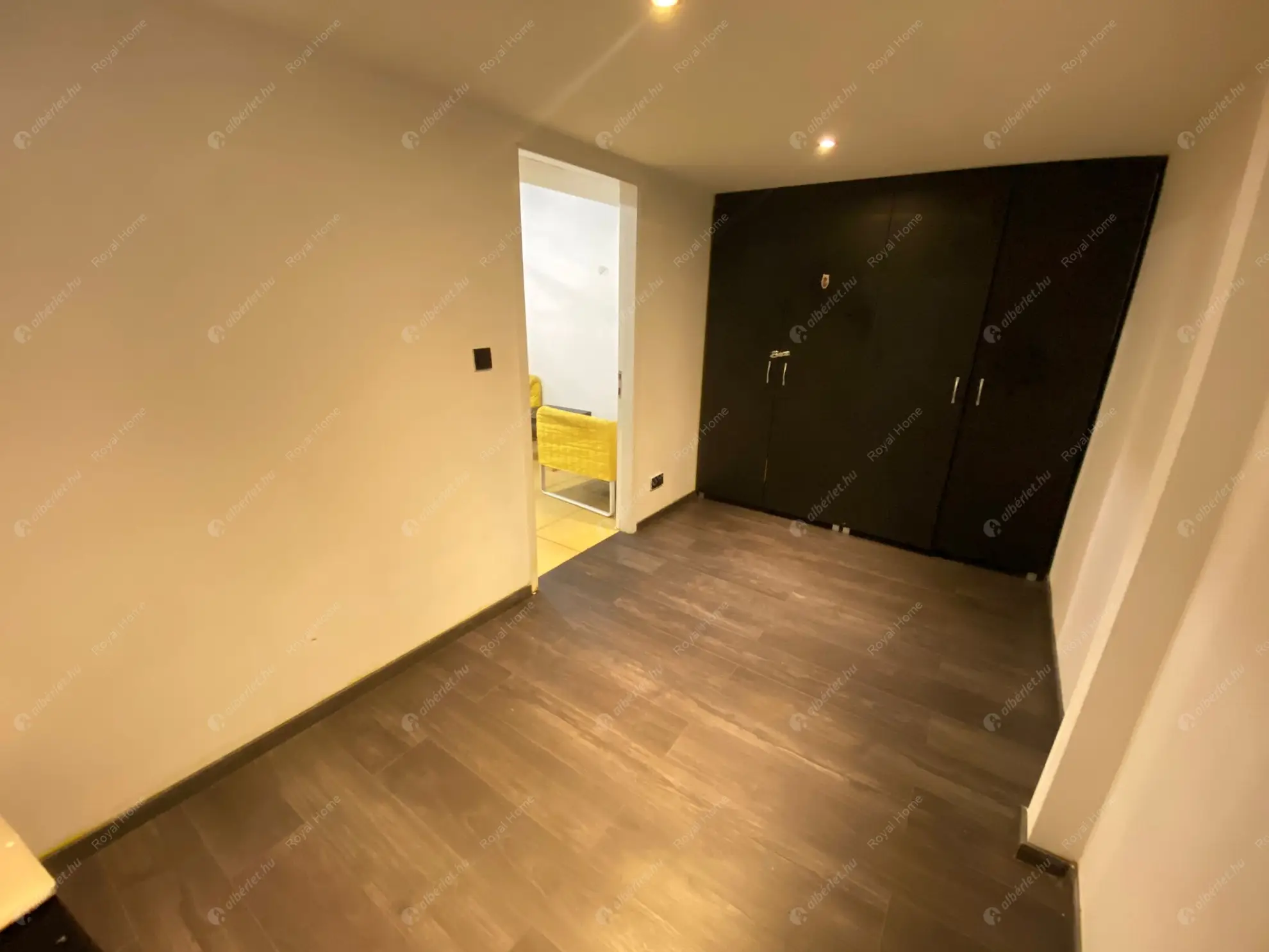 Kiadó albérlet 280000 Ft/hó áron: Budapest, VI. kerület  Csengery utca. Mérete: 50 nm, 3 szobás | Alberlet.hu - 6569909
