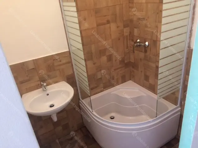 Kiadó albérlet 417000 Ft/hó áron: Budapest, VI. kerület  Csengery utca. Mérete: 97 nm, 4 szobás | Alberlet.hu - 6657362