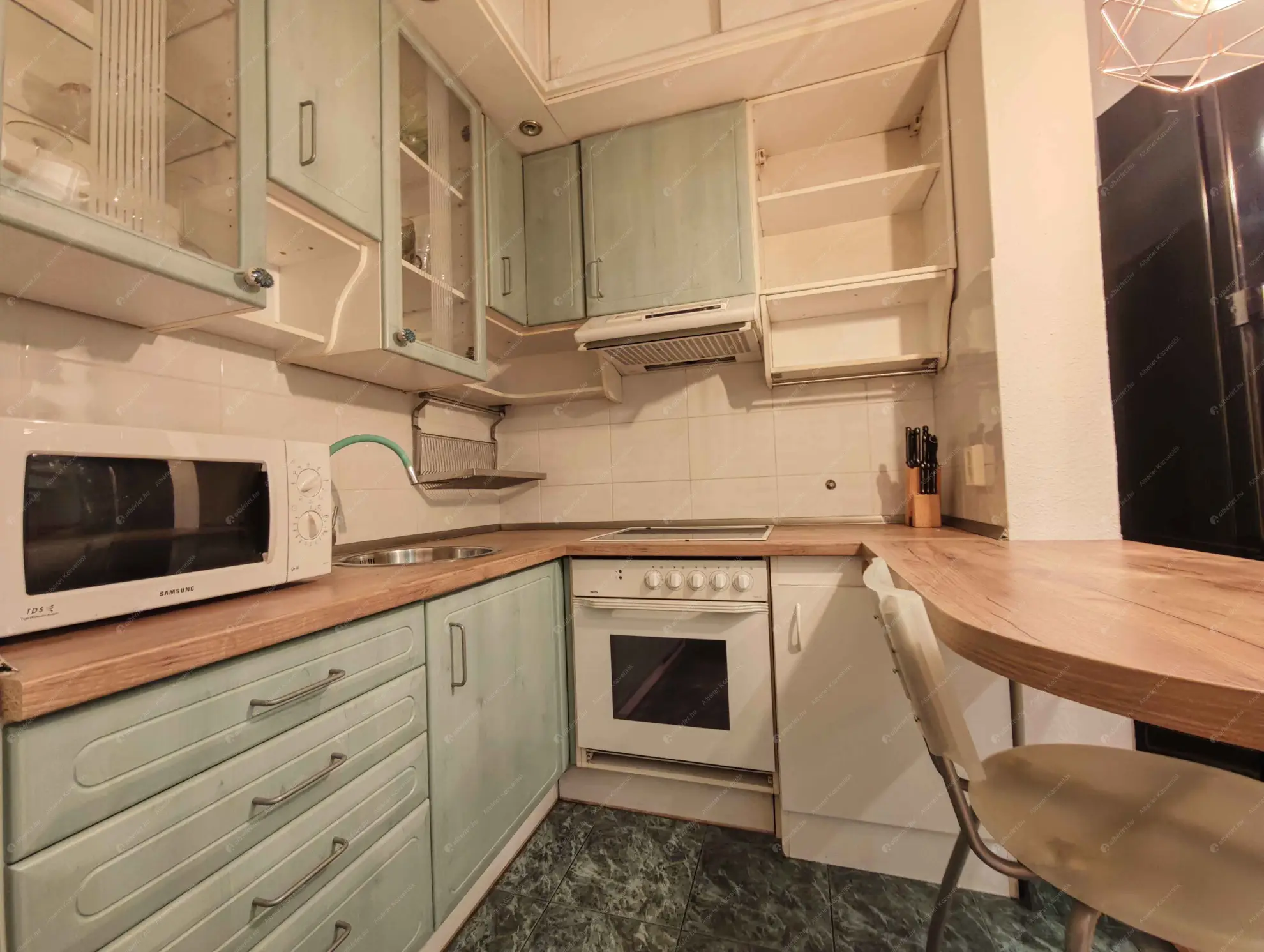 Kiadó albérlet 220000 Ft/hó áron: Budapest, VI. kerület  Damjanich utca. Mérete: 55 nm, 2 szobás | Alberlet.hu - 6632287