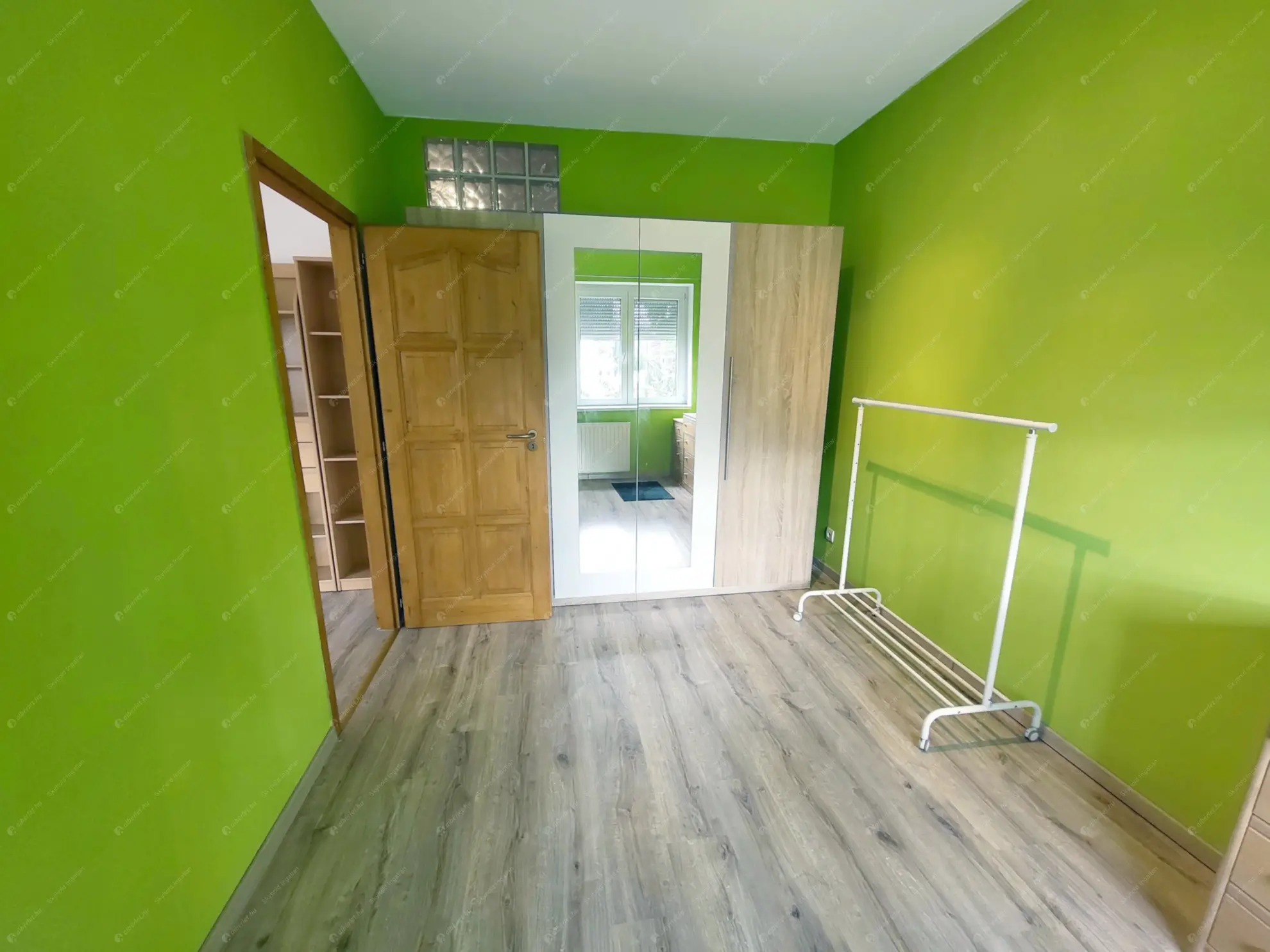 Kiadó albérlet 270000 Ft/hó áron: Budapest, VI. kerület  Délibáb utca. Mérete: 50 nm, 2 szobás | Alberlet.hu - 6622598