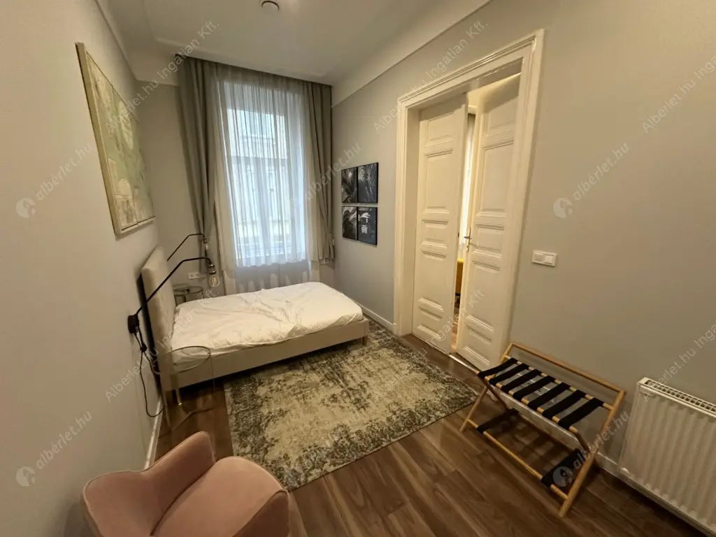 Kiadó albérlet 534000 Ft/hó áron: Budapest, VI. kerület  Dessewffy utca. Mérete: 101 nm, 4 szobás | Alberlet.hu - 6593347