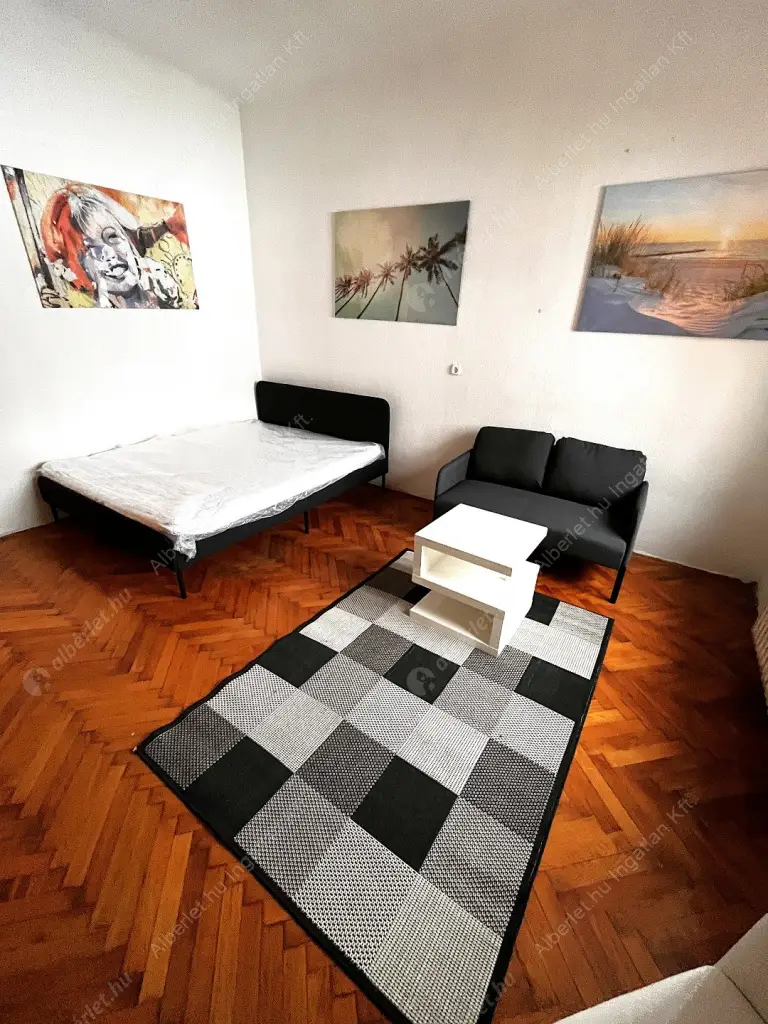 Kiadó albérlet 189000 Ft/hó áron: Budapest, VI. kerület  Dessewffy utca. Mérete: 25 nm, 1 szobás | Alberlet.hu - 6626417