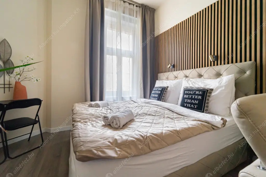 Kiadó albérlet 250000 Ft/hó áron: Budapest, VI. kerület  Dessewffy utca. Mérete: 28 nm, 1 szobás | Alberlet.hu - 6587147