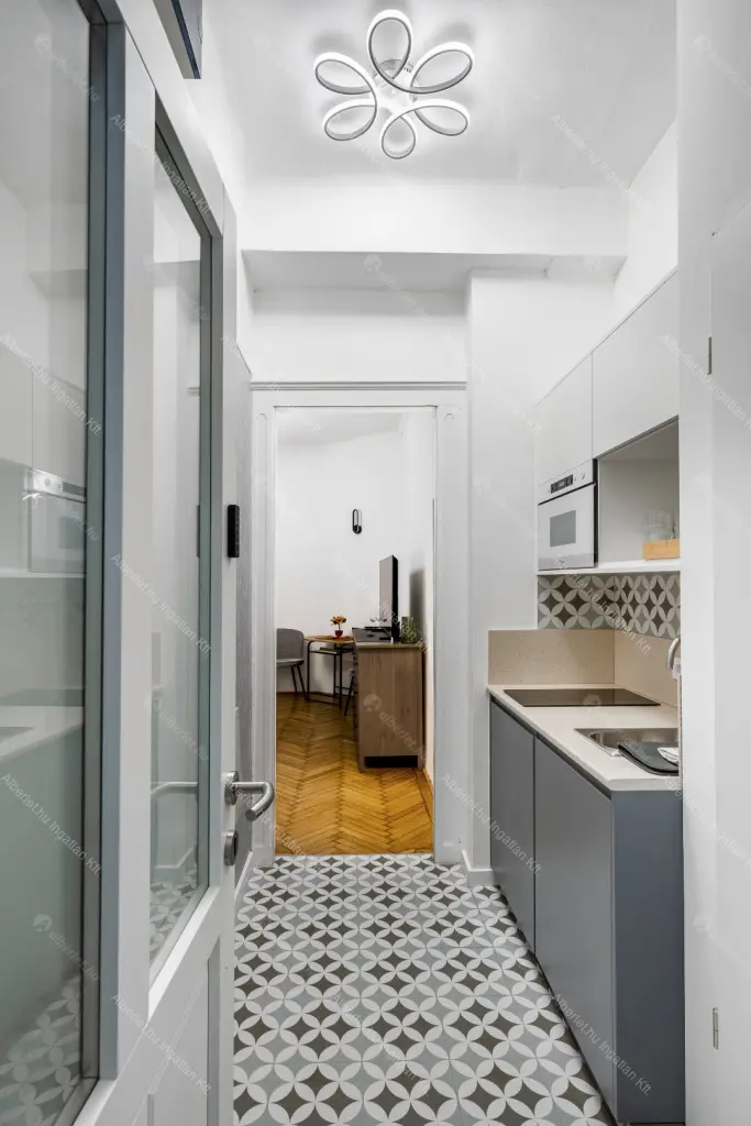 Kiadó albérlet 230000 Ft/hó áron: Budapest, VI. kerület  Dessewffy utca. Mérete: 28 nm, 1 szobás | Alberlet.hu - 6692634