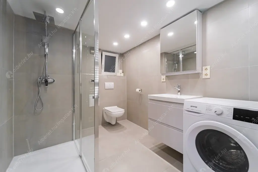 Kiadó albérlet 280000 Ft/hó áron: Budapest, VI. kerület  Dessewffy utca. Mérete: 30 nm, 1 szobás | Alberlet.hu - 6603987