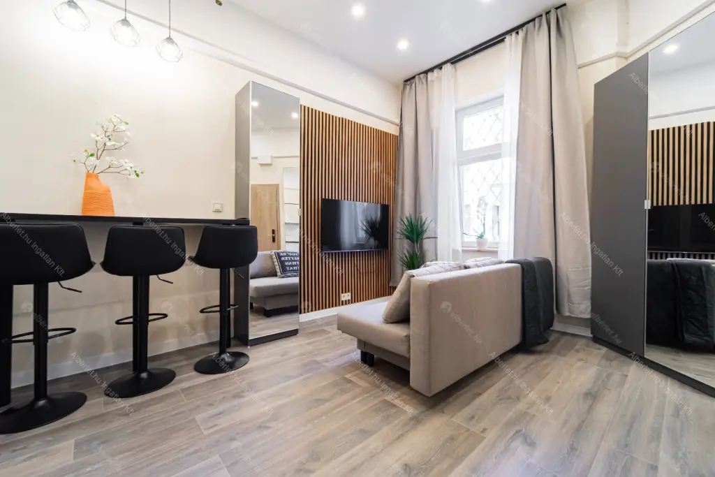 Kiadó albérlet 230000 Ft/hó áron: Budapest, VI. kerület  Dessewffy utca. Mérete: 30 nm, 1 szobás | Alberlet.hu - 6655653