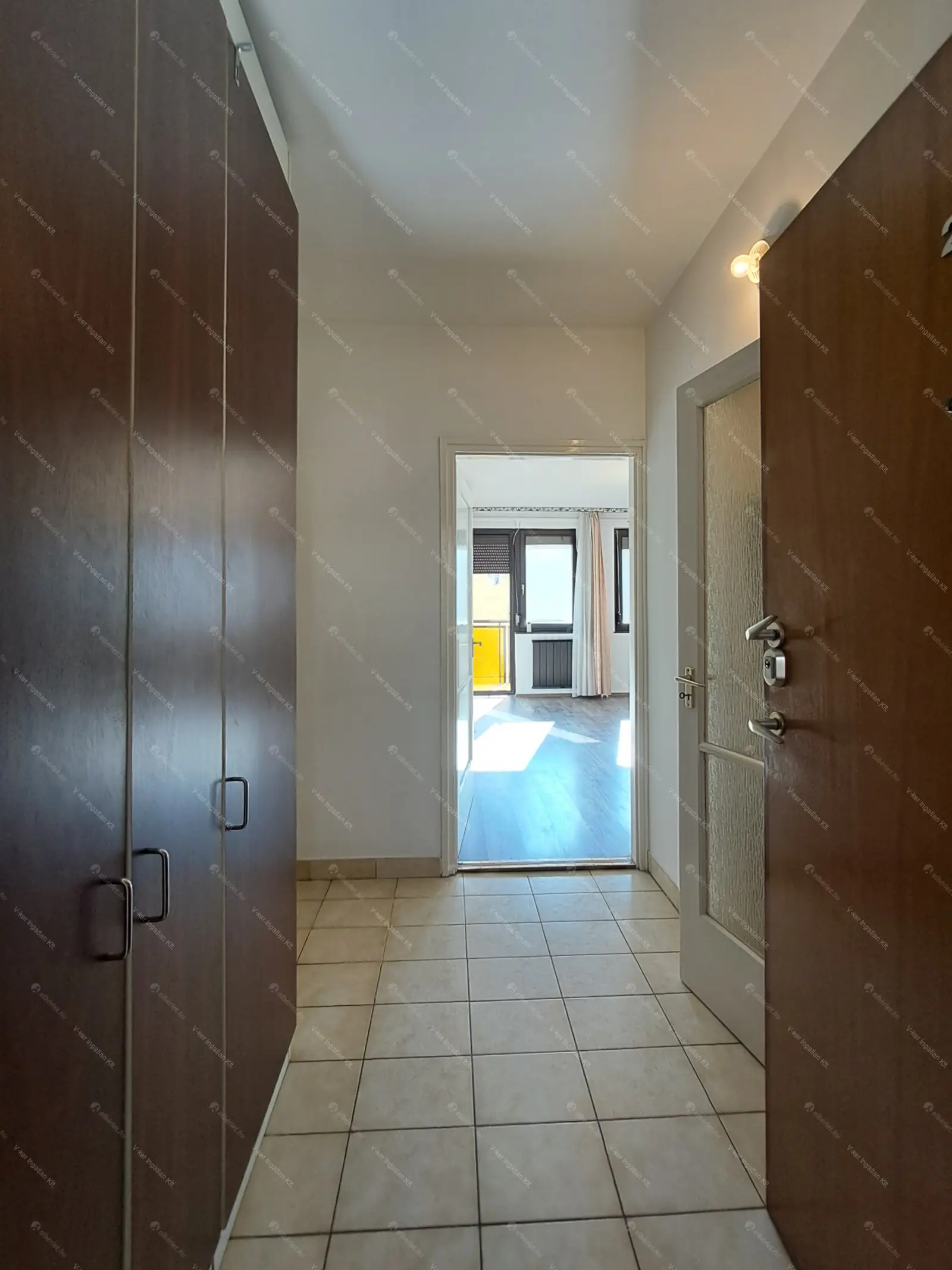 Kiadó albérlet 200000 Ft/hó áron: Budapest, VI. kerület  Dessewffy utca. Mérete: 35 nm, 1 szobás | Alberlet.hu - 6663526