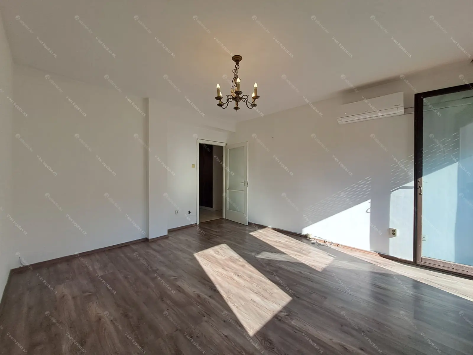 Kiadó albérlet 200000 Ft/hó áron: Budapest, VI. kerület  Dessewffy utca. Mérete: 35 nm, 1 szobás | Alberlet.hu - 6663530