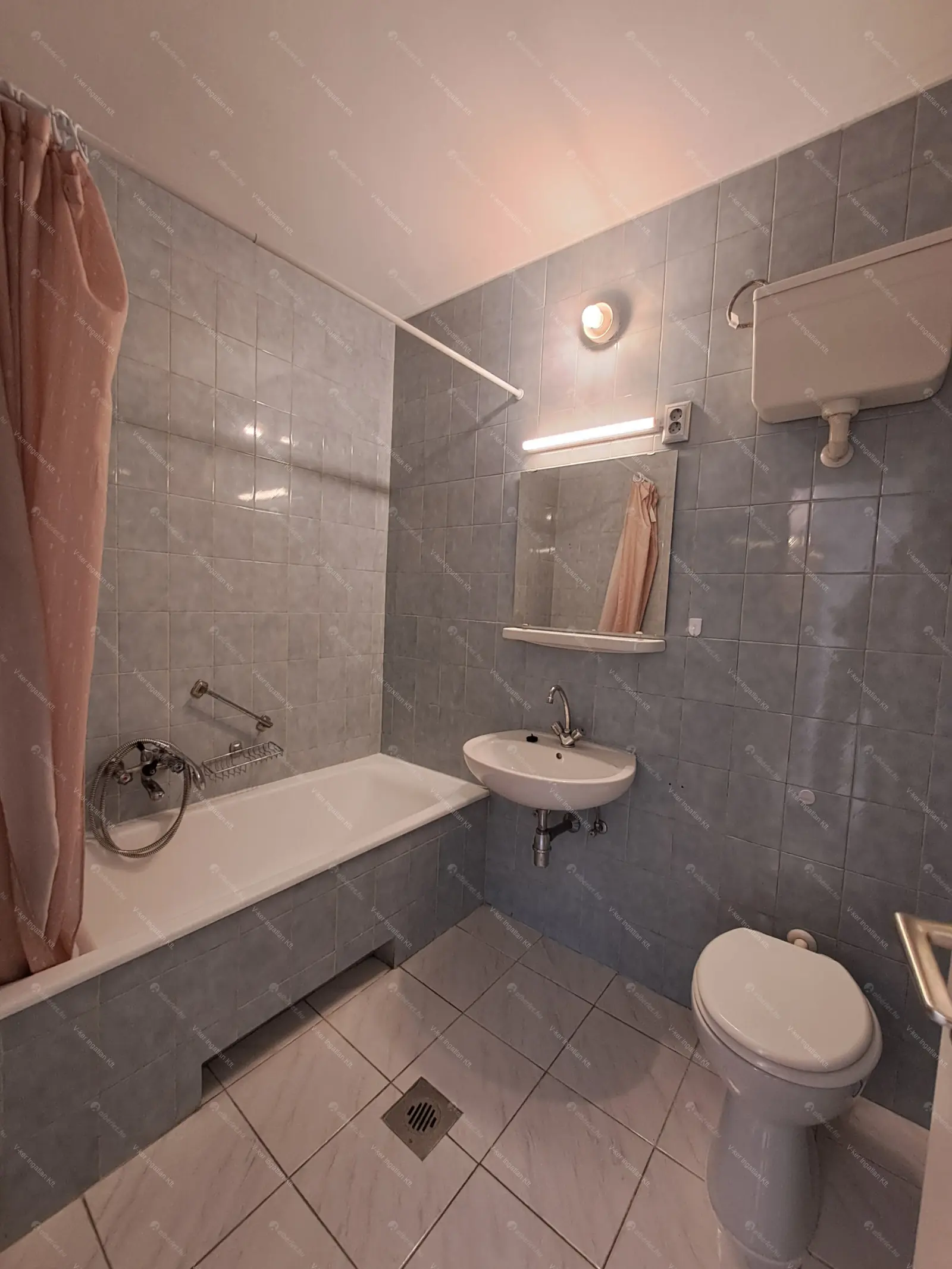 Kiadó albérlet 200000 Ft/hó áron: Budapest, VI. kerület  Dessewffy utca. Mérete: 35 nm, 1 szobás | Alberlet.hu - 6663534