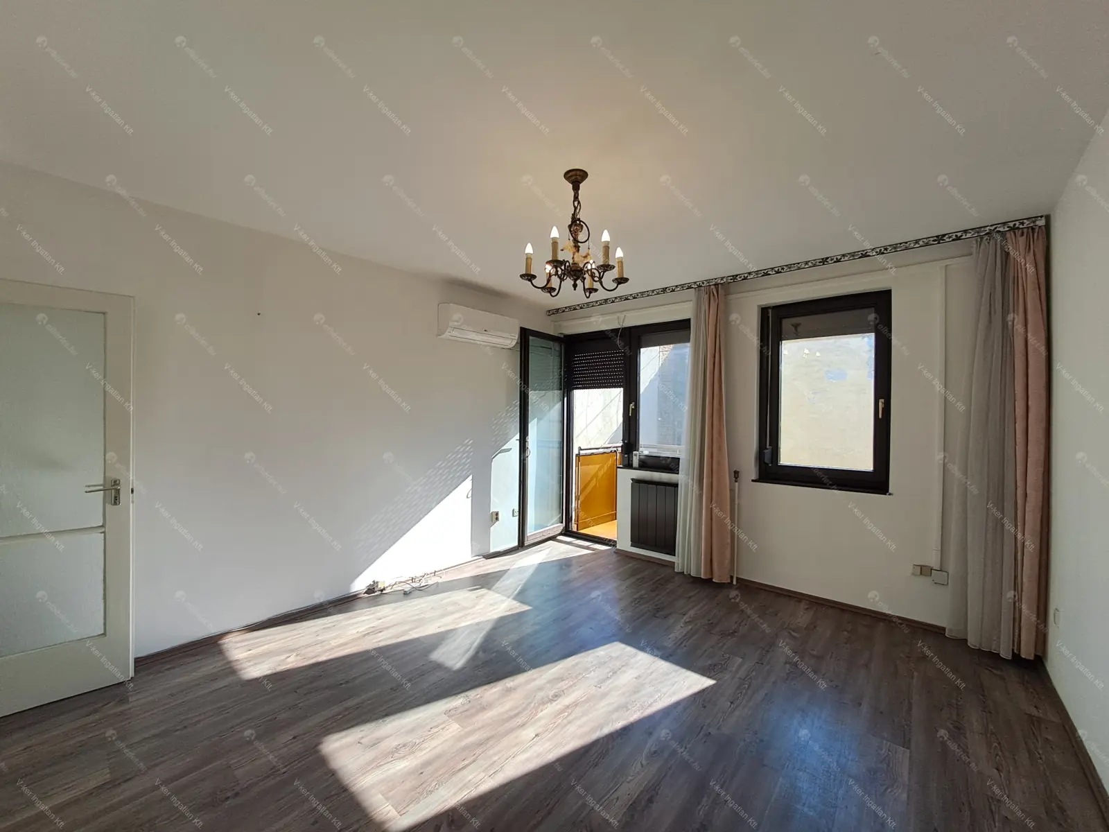 Kiadó albérlet 200000 Ft/hó áron: Budapest, VI. kerület  Dessewffy utca. Mérete: 35 nm, 1 szobás | Alberlet.hu - 6663545