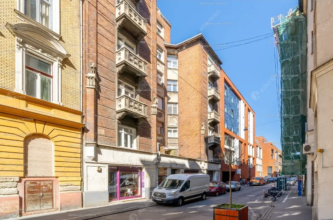 Kiadó albérlet 319000 Ft/hó áron: Budapest, VI. kerület  Dessewffy utca. Mérete: 38 nm, 1 szobás | Alberlet.hu - 6625051