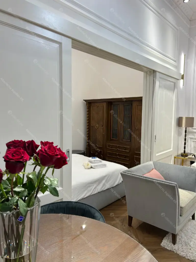 Kiadó albérlet 385000 Ft/hó áron: Budapest, VI. kerület  Dessewffy utca. Mérete: 50 nm, 2 szobás | Alberlet.hu - 6641503