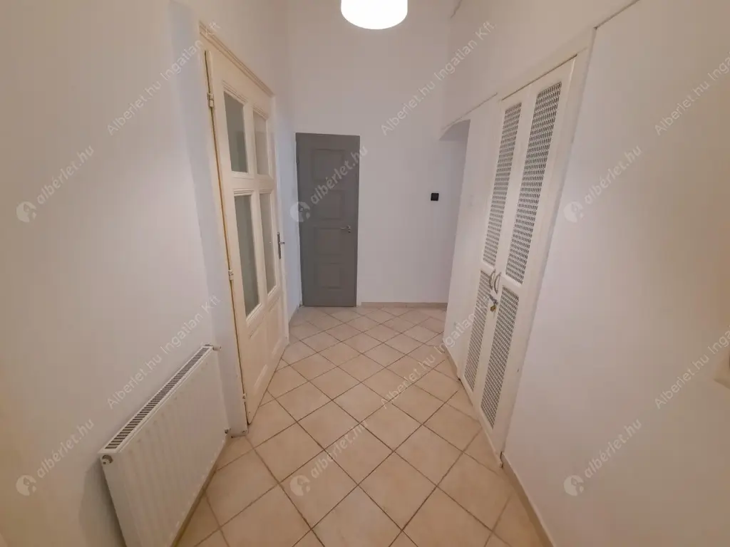 Kiadó albérlet 270000 Ft/hó áron: Budapest, VI. kerület  Dessewffy utca. Mérete: 57 nm, 2 szobás | Alberlet.hu - 6600307