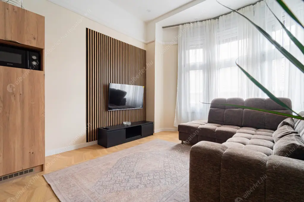 Kiadó albérlet 600000 Ft/hó áron: Budapest, VI. kerület  Dessewffy utca. Mérete: 60 nm, 3 szobás | Alberlet.hu - 6587222