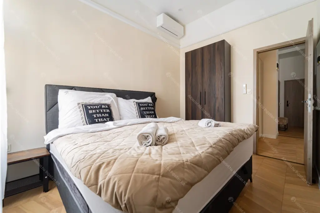 Kiadó albérlet 380000 Ft/hó áron: Budapest, VI. kerület  Dessewffy utca. Mérete: 60 nm, 3 szobás | Alberlet.hu - 6680412