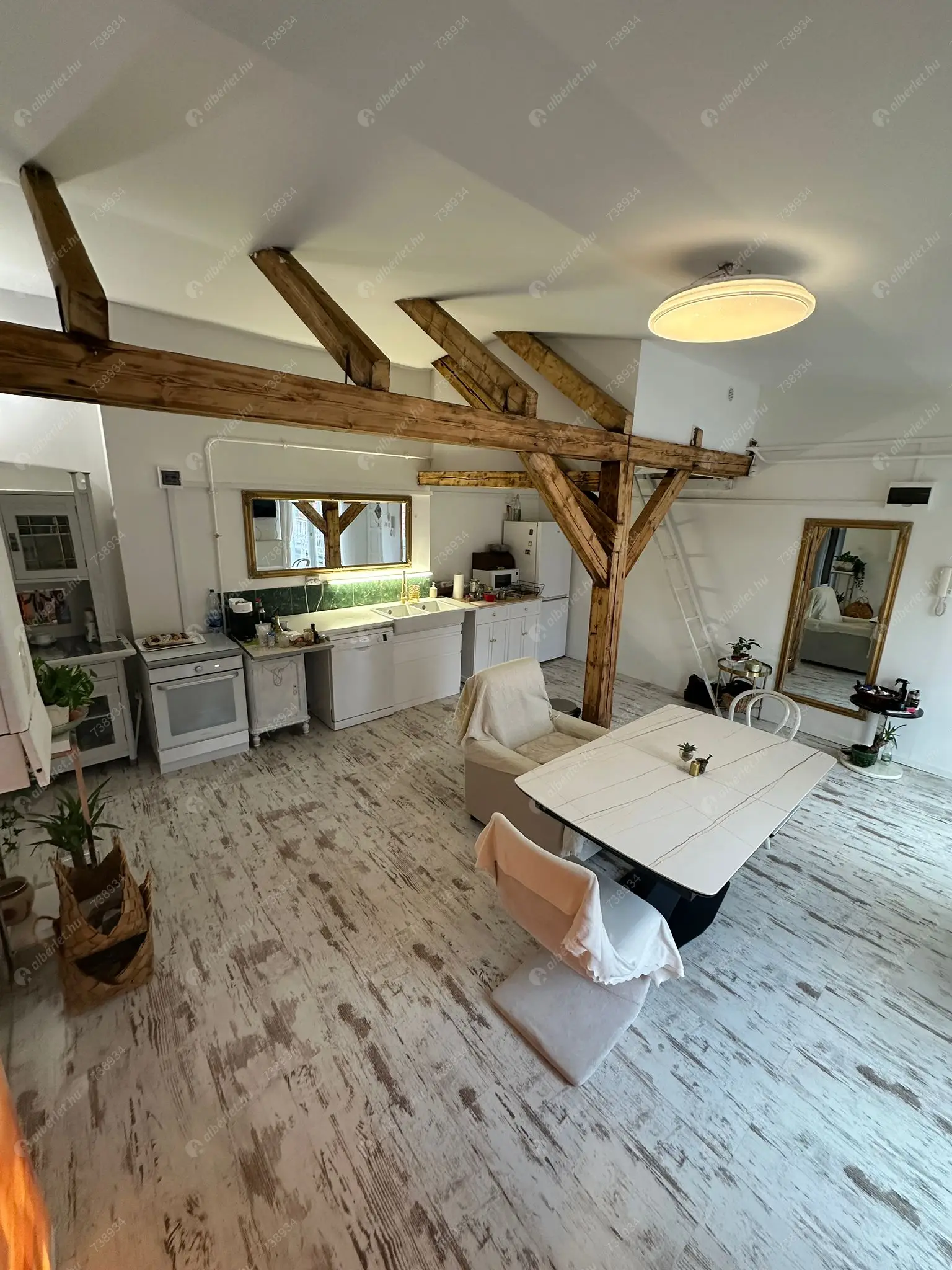 Kiadó albérlet 300000 Ft/hó áron: Budapest, VI. kerület  Dessewffy utca. Mérete: 65 nm, 2 szobás | Alberlet.hu - 6598895