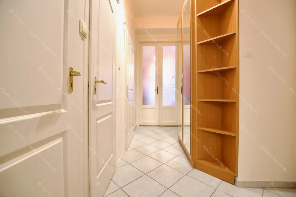 Kiadó albérlet 330000 Ft/hó áron: Budapest, VI. kerület  Dessewffy utca. Mérete: 66 nm, 3 szobás | Alberlet.hu - 6659689