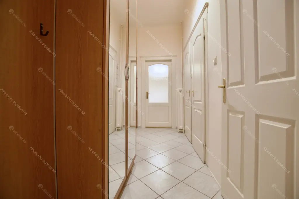 Kiadó albérlet 330000 Ft/hó áron: Budapest, VI. kerület  Dessewffy utca. Mérete: 66 nm, 3 szobás | Alberlet.hu - 6659692