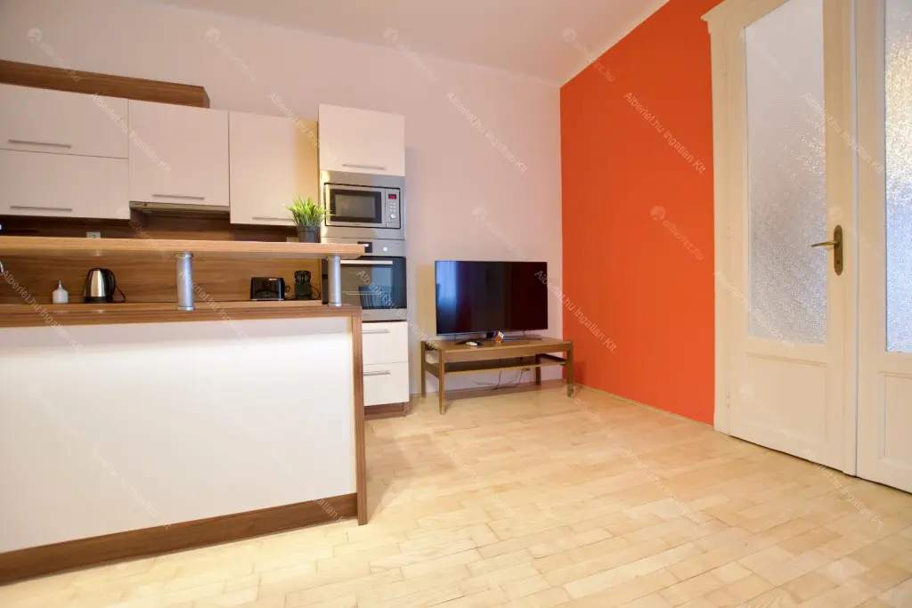 Kiadó albérlet 330000 Ft/hó áron: Budapest, VI. kerület  Dessewffy utca. Mérete: 66 nm, 3 szobás | Alberlet.hu - 6659697