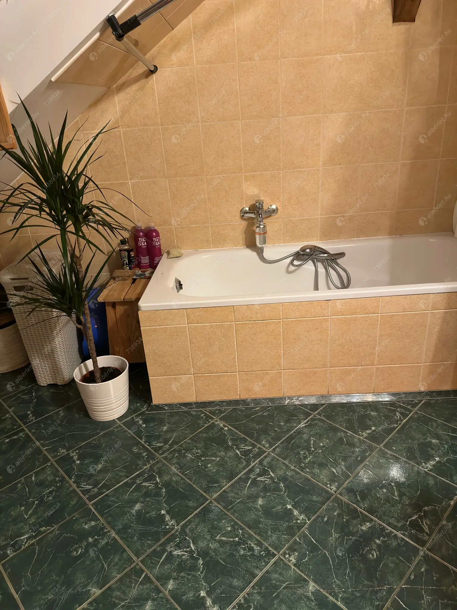 Kiadó albérlet 300000 Ft/hó áron: Budapest, VI. kerület  Dessewffy utca. Mérete: 80 nm, 2 szobás | Alberlet.hu - 6598885