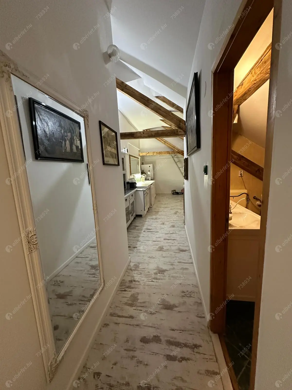 Kiadó albérlet 300000 Ft/hó áron: Budapest, VI. kerület  Dessewffy utca. Mérete: 80 nm, 2 szobás | Alberlet.hu - 6598890