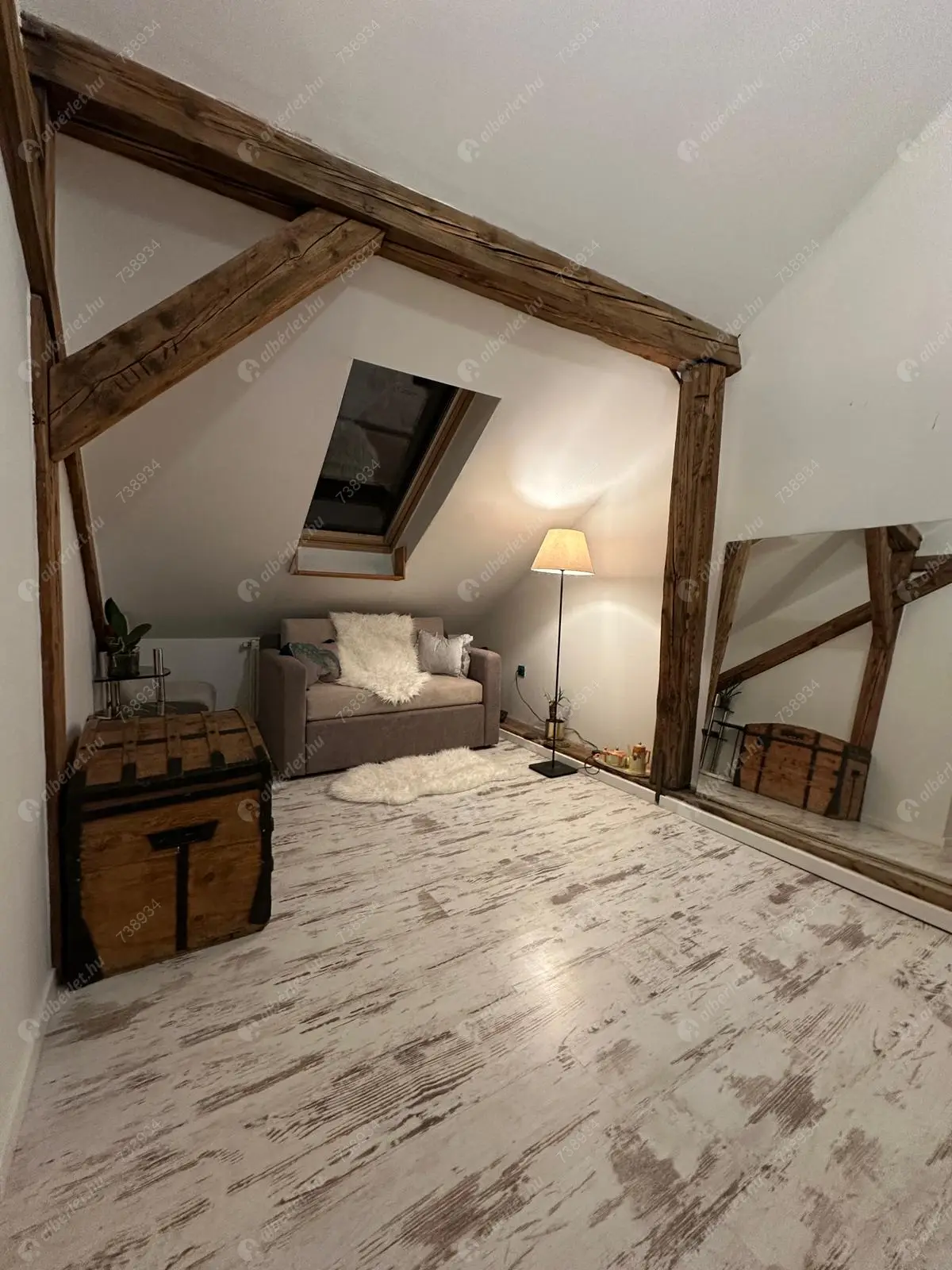 Kiadó albérlet 300000 Ft/hó áron: Budapest, VI. kerület  Dessewffy utca. Mérete: 80 nm, 2 szobás | Alberlet.hu - 6598896