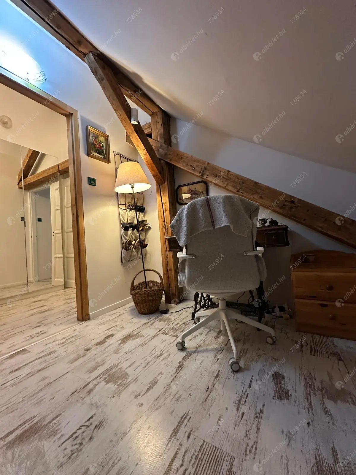 Kiadó albérlet 300000 Ft/hó áron: Budapest, VI. kerület  Dessewffy utca. Mérete: 80 nm, 2 szobás | Alberlet.hu - 6598897