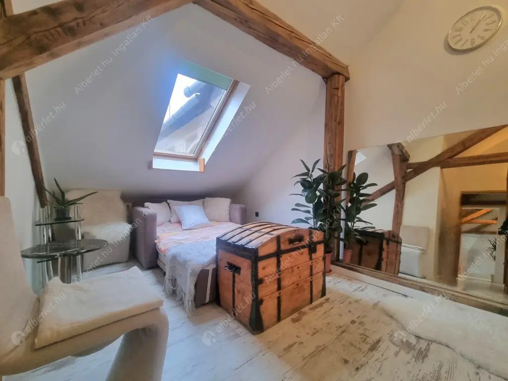 Kiadó albérlet 280000 Ft/hó áron: Budapest, VI. kerület  Dessewffy utca. Mérete: 80 nm, 3 szobás | Alberlet.hu - 6603192