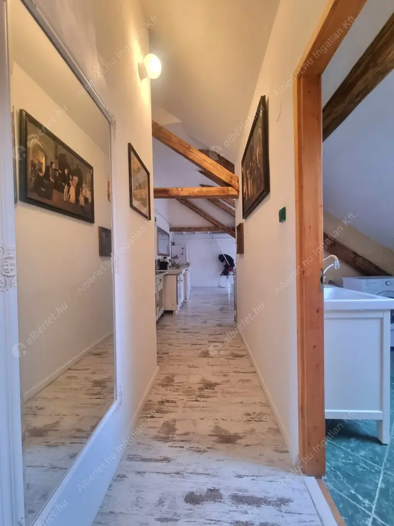 Kiadó albérlet 280000 Ft/hó áron: Budapest, VI. kerület  Dessewffy utca. Mérete: 80 nm, 3 szobás | Alberlet.hu - 6603196