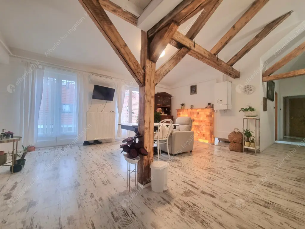 Kiadó albérlet 280000 Ft/hó áron: Budapest, VI. kerület  Dessewffy utca. Mérete: 80 nm, 3 szobás | Alberlet.hu - 6603211