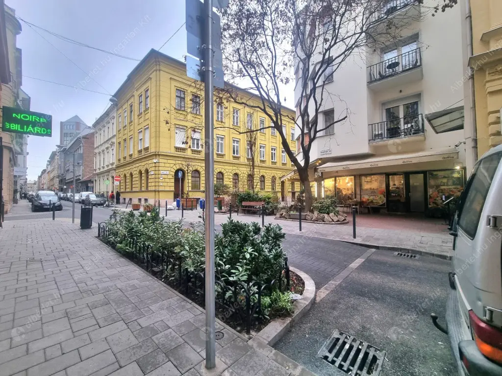 Kiadó albérlet 280000 Ft/hó áron: Budapest, VI. kerület  Dessewffy utca. Mérete: 80 nm, 3 szobás | Alberlet.hu - 6603217