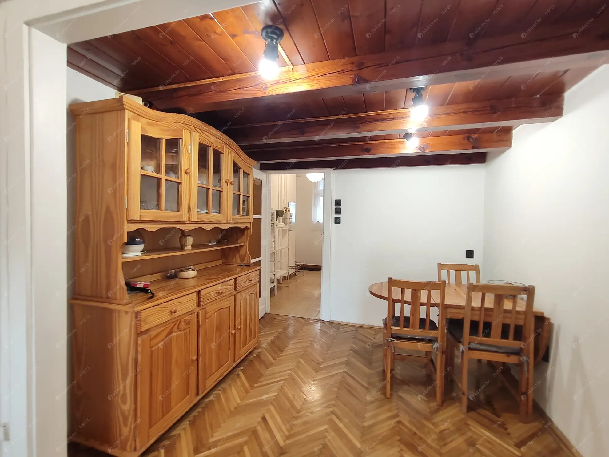 Kiadó albérlet 200000 Ft/hó áron: Budapest, VI. kerület  diplomata negyed . Mérete: 40 nm, 1 szobás | Alberlet.hu - 6555577