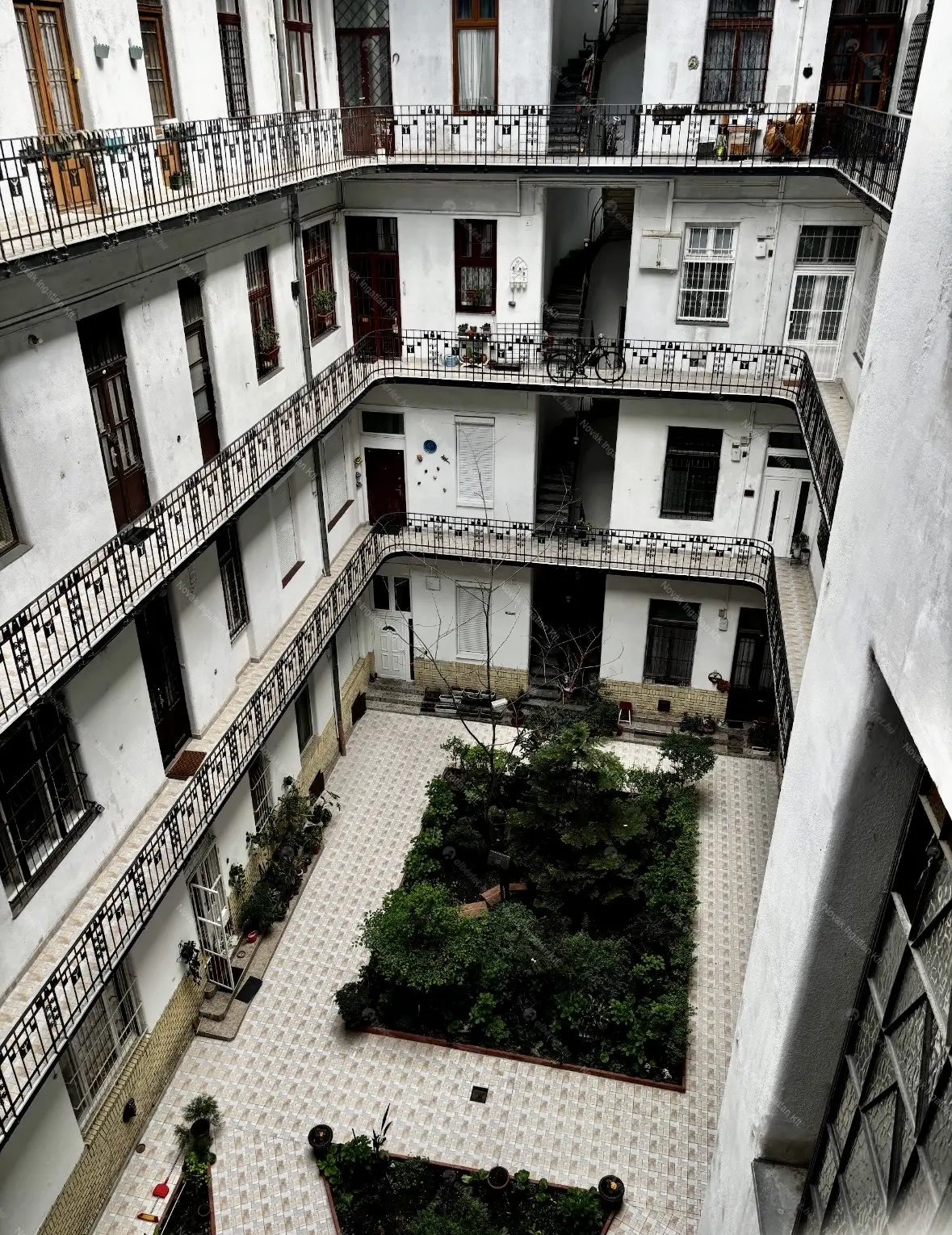 Kiadó albérlet 180000 Ft/hó áron: Budapest, VI. kerület  Eötvös utca. Mérete: 42 nm, 1 szobás | Alberlet.hu - 6698573