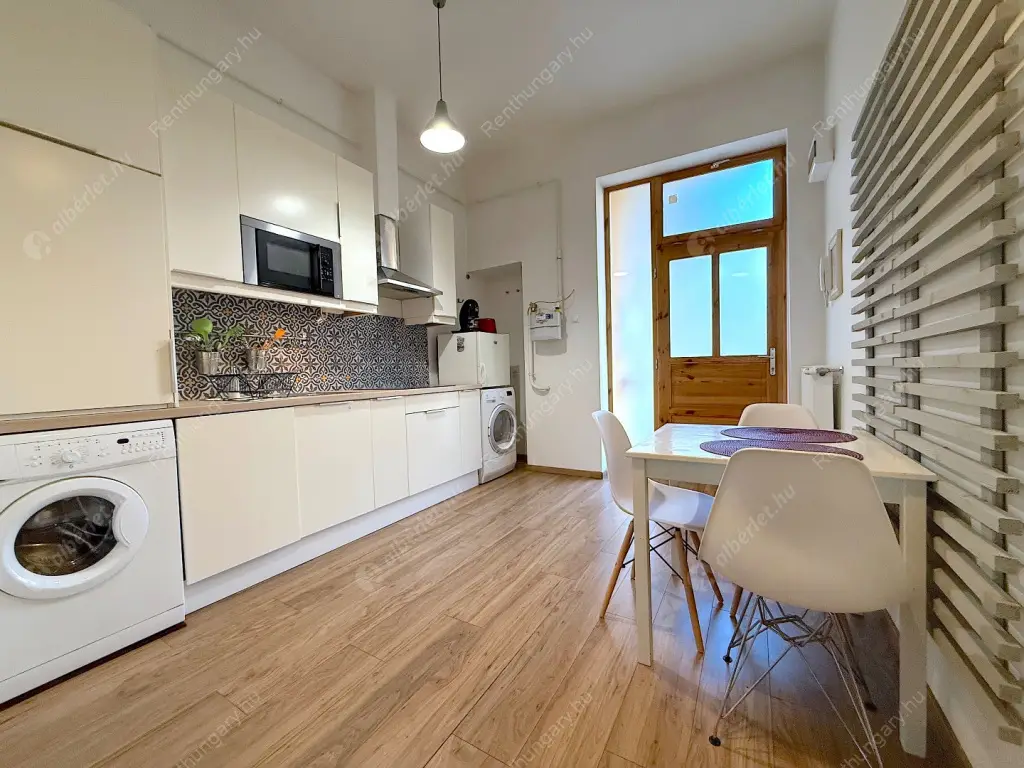 Kiadó albérlet 230000 Ft/hó áron: Budapest, VI. kerület  Eötvös utca. Mérete: 45 nm, 1 szobás | Alberlet.hu - 6579715