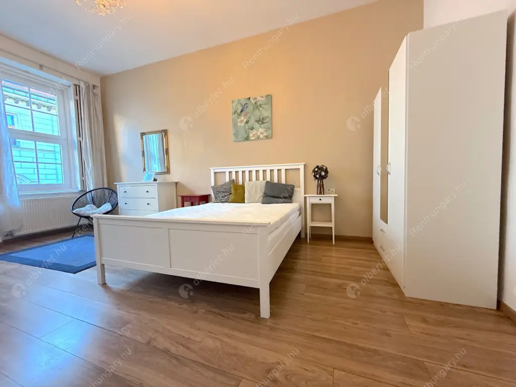 Kiadó albérlet 230000 Ft/hó áron: Budapest, VI. kerület  Eötvös utca. Mérete: 45 nm, 1 szobás | Alberlet.hu - 6579726