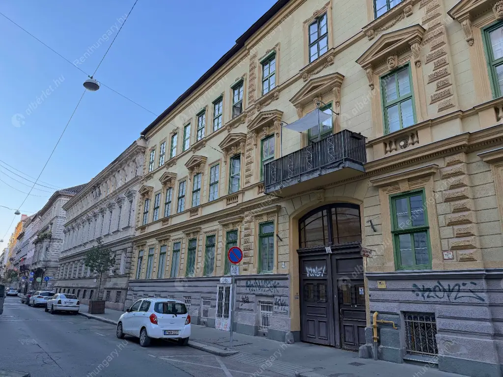 Kiadó albérlet 230000 Ft/hó áron: Budapest, VI. kerület  Eötvös utca. Mérete: 45 nm, 1 szobás | Alberlet.hu - 6579737