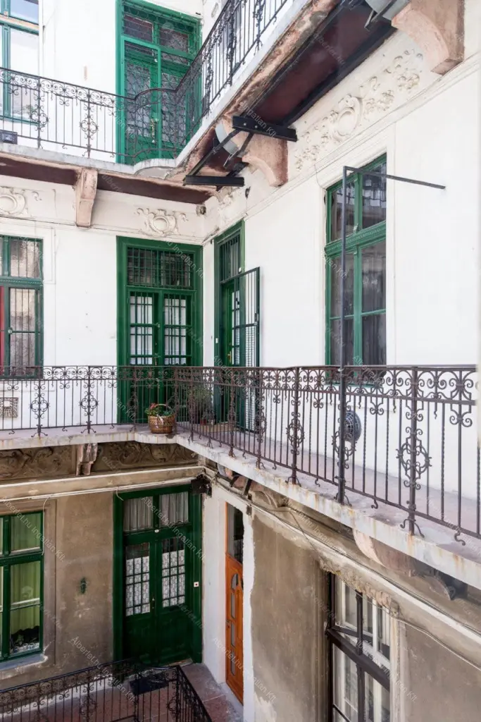 Kiadó albérlet 322000 Ft/hó áron: Budapest, VI. kerület  Eötvös utca. Mérete: 78 nm, 2 szobás | Alberlet.hu - 6646234