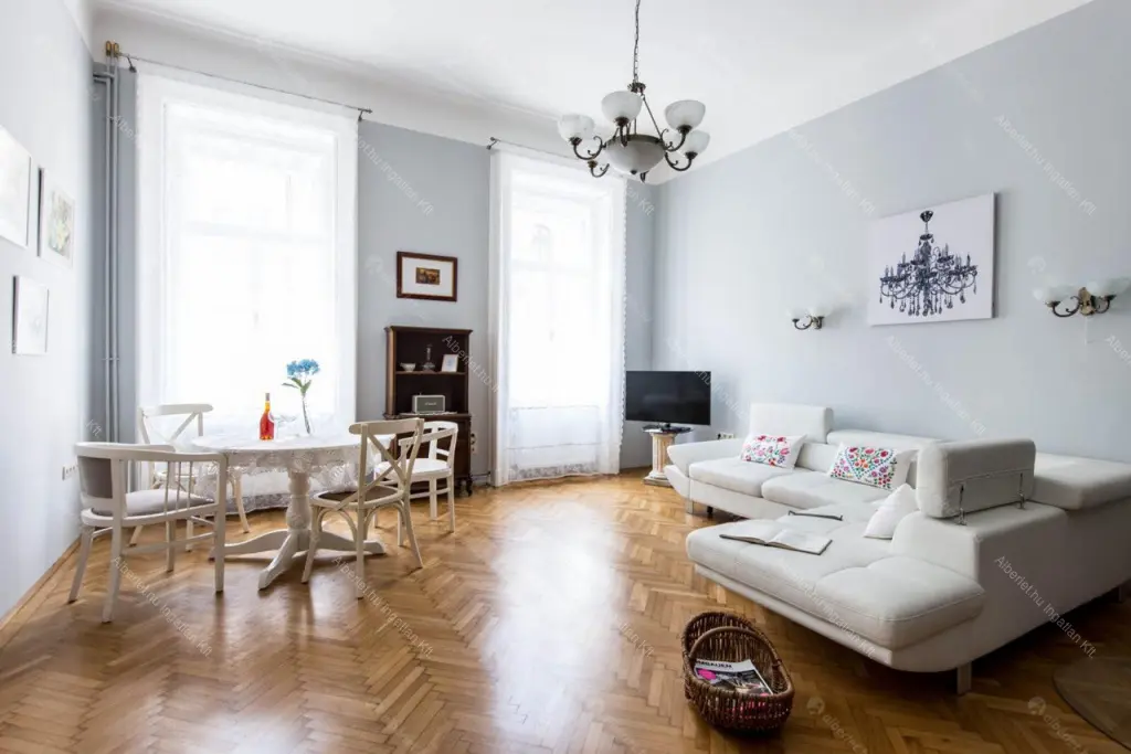 Kiadó albérlet 263000 Ft/hó áron: Budapest, VI. kerület  Eötvös utca. Mérete: 78 nm, 2 szobás | Alberlet.hu - 6647497